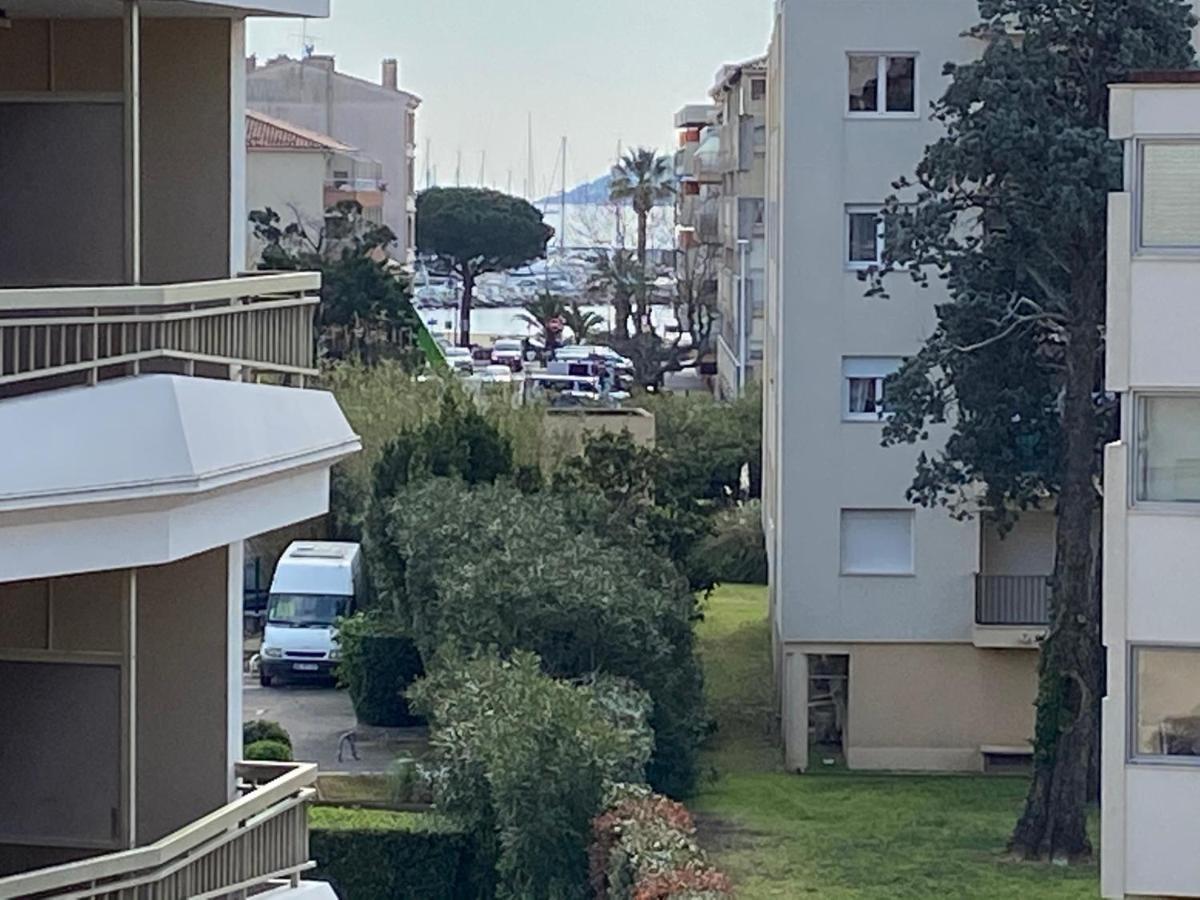 Apartment Superior Santa Cruz Sainte-Maxime Bagian luar foto